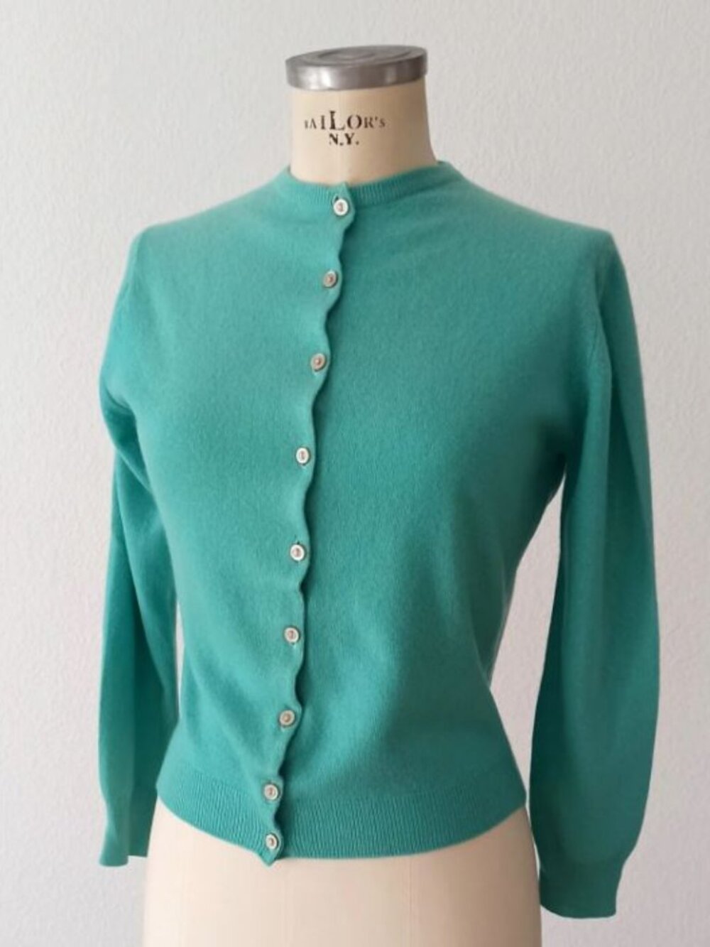 Pringle of Scotland Women's Vintage 60's Pure Cashmere Green Cardigan Top, Size